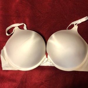 VS white bra